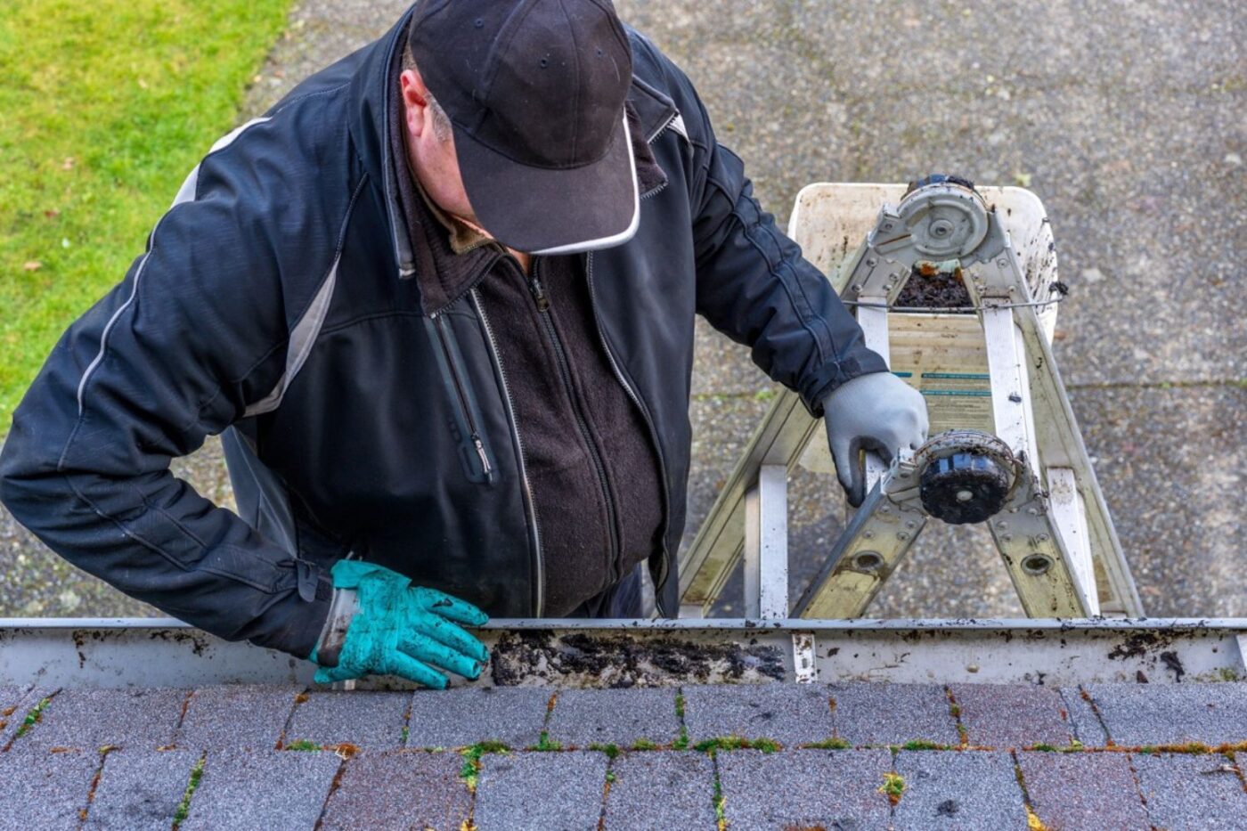 gutter repair in MO